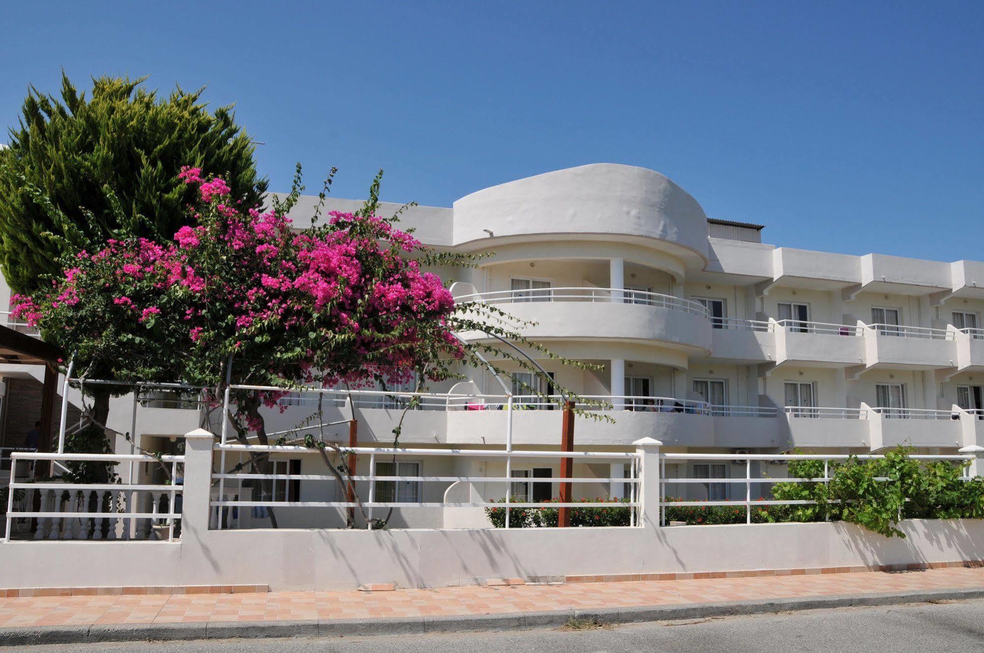 Evita Studios Faliraki Esterno foto