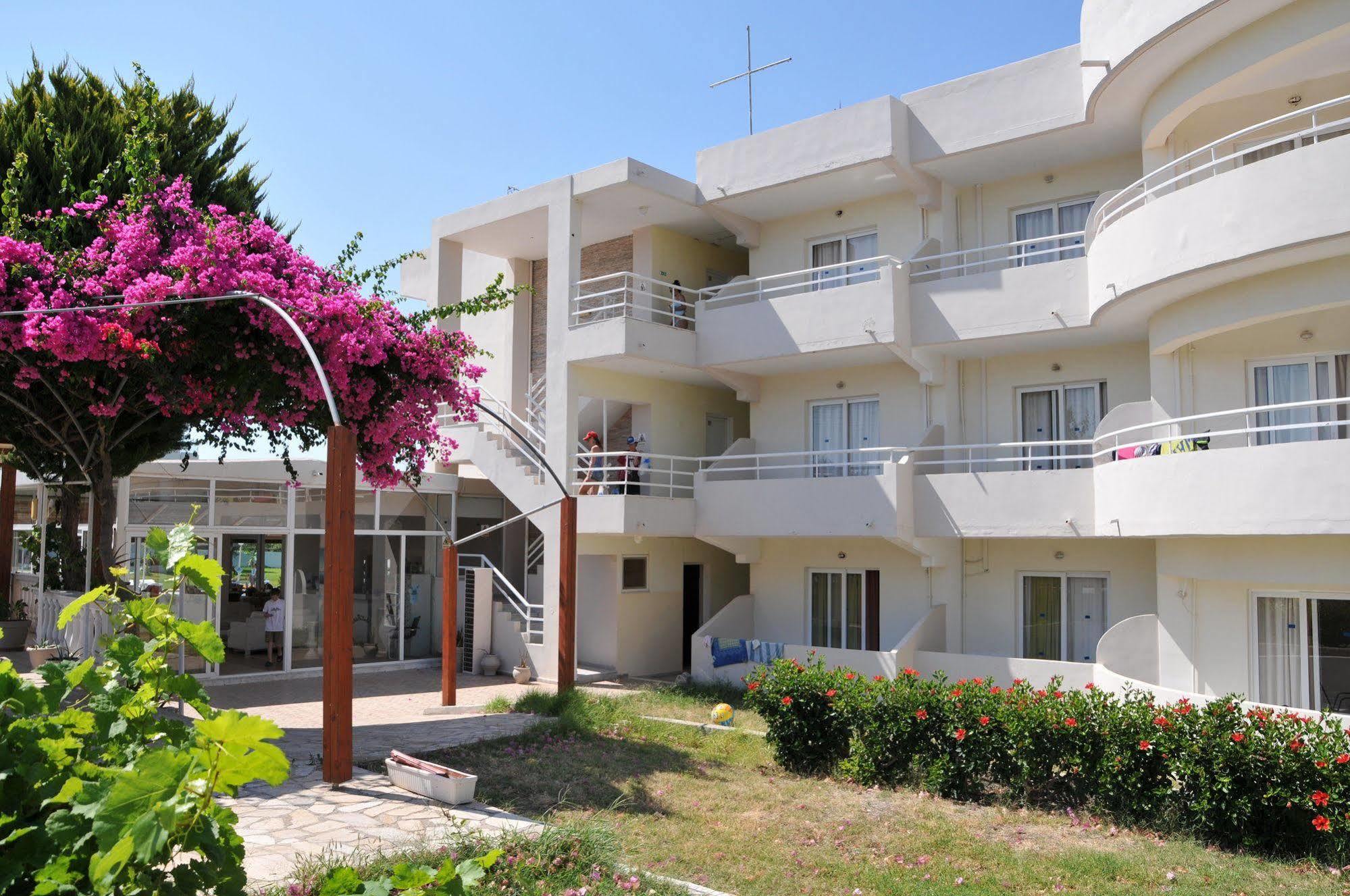 Evita Studios Faliraki Esterno foto